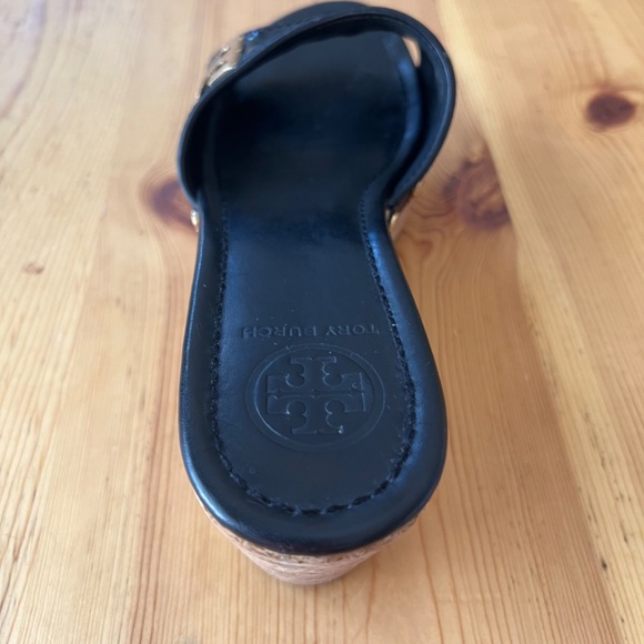 Tory Burch Patti Wedge (black patent leather) Size 9 - Picture 11 of 15